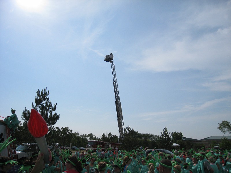 2012 Liberty Festival 5K 0285.JPG - The cameras are high on top of the fire truck!
